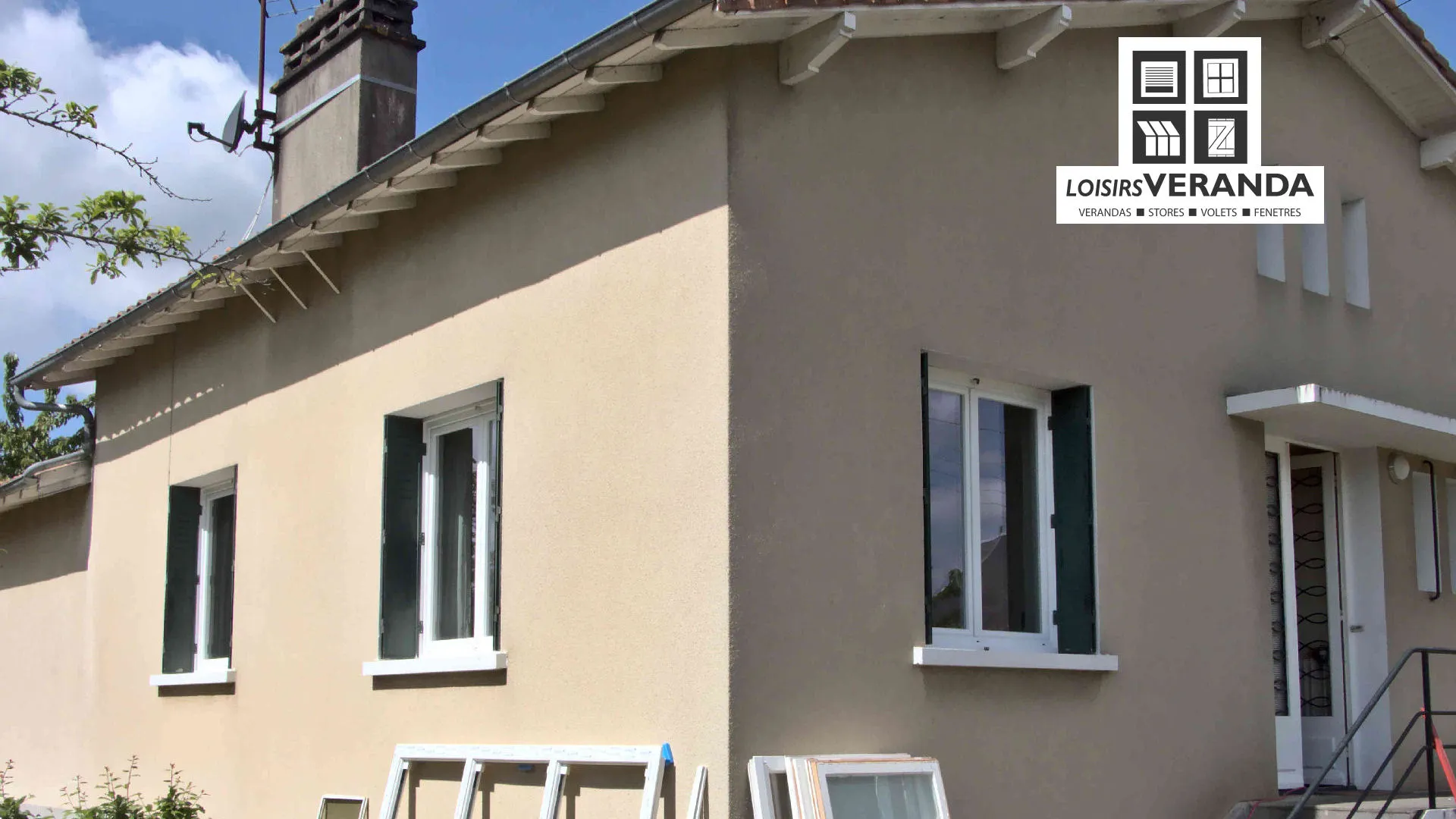 chantier pvc civray facade repose volets